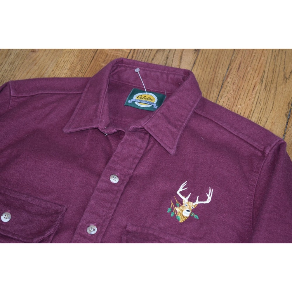 Cabelas Men's Heavy Cotton Button Up Embroidered Deer‎ Camping Shirt Size Medium